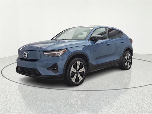 2023 Volvo C40 Recharge Pure Electric Twin Plus