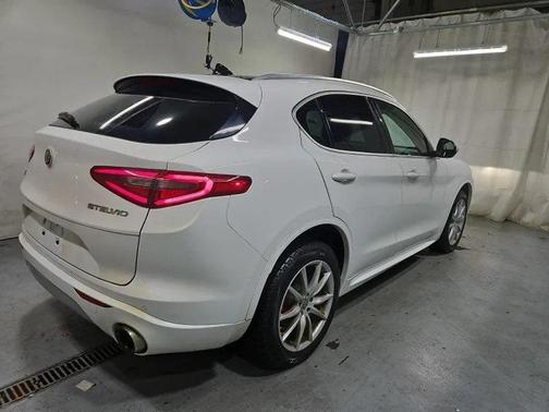 2020 Alfa Romeo Stelvio Ti Lusso