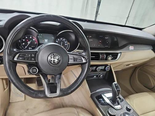 2020 Alfa Romeo Stelvio Ti Lusso