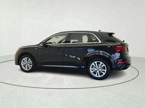 2023 Audi Q3 45 S line Premium Plus