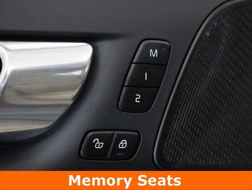 2023 Volvo S60 B5 Ultimate Bright Theme