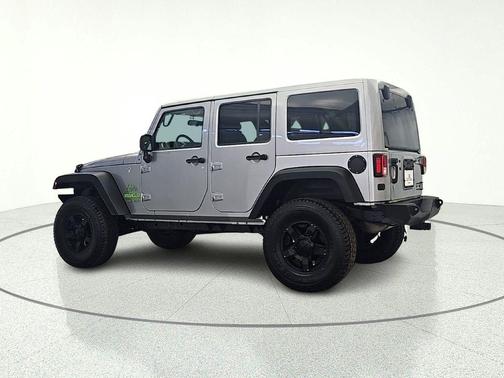 Billet Silver Metallic Clearcoat 2017 Jeep Wrangler Unlimited Sahara