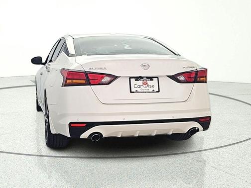 Pearl White Tricoat 2019 Nissan Altima 2.5 Platinum