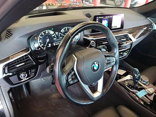 2019 BMW 530 xDrive