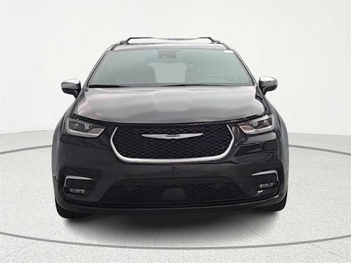 2022 Chrysler Pacifica L