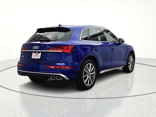Ultra Blue Metallic 2022 Audi SQ5 3.0T Premium