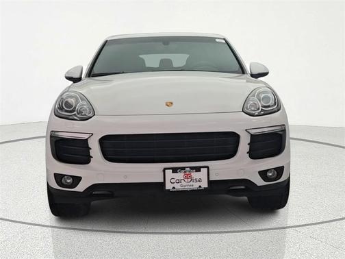 2017 Porsche Cayenne Platinum Edition