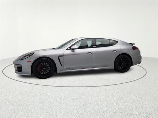 2015 Porsche Panamera GTS