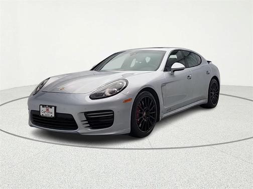 2015 Porsche Panamera GTS