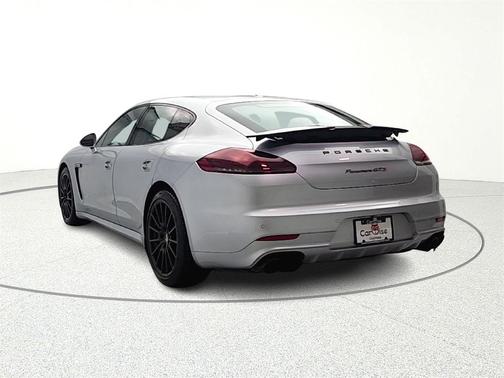 2015 Porsche Panamera GTS