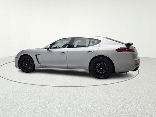 2015 Porsche Panamera GTS