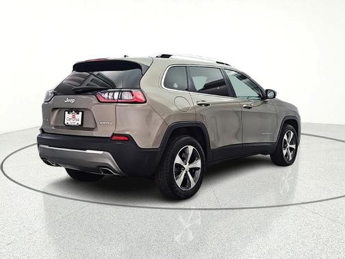 Light Brownstone Pearlcoat 2019 Jeep Cherokee Limited