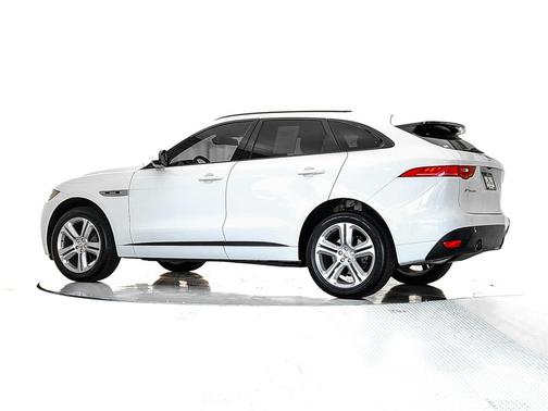 2018 Jaguar F-PACE 25t R-Sport