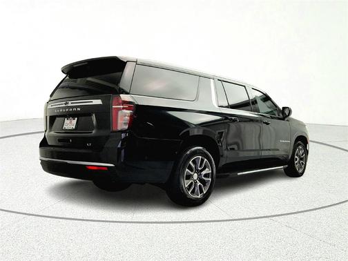 2021 Chevrolet Suburban LT