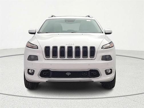 2016 Jeep Cherokee Overland