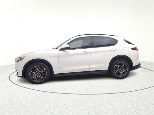 2018 Alfa Romeo Stelvio Sport
