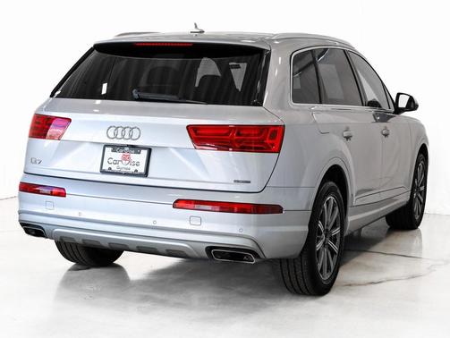 2019 Audi Q7 45 Premium