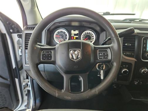 2018 RAM 2500 Tradesman Crew Cab 4x4 6'4' Box