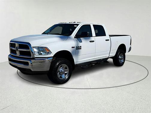 2018 RAM 2500 Tradesman Crew Cab 4x4 6'4' Box