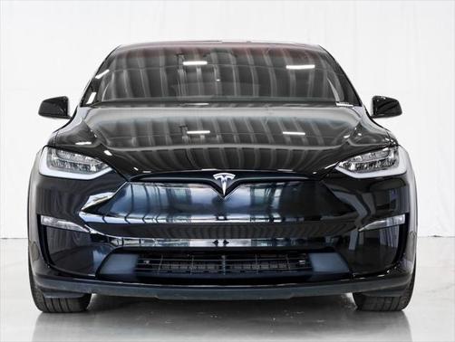 2023 Tesla Model X Standard Range