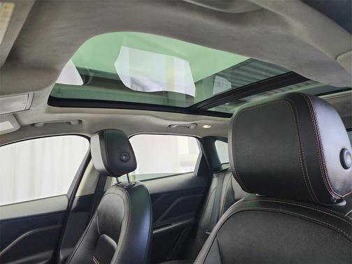 2020 Jaguar F-PACE Prestige P300 AWD Automatic