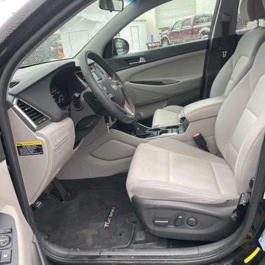 2017 Hyundai TUCSON SE