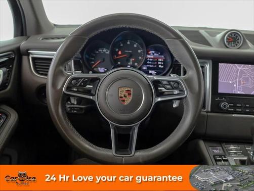 2017 Porsche Macan Base