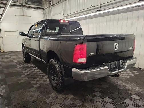 2019 RAM 1500 SLT