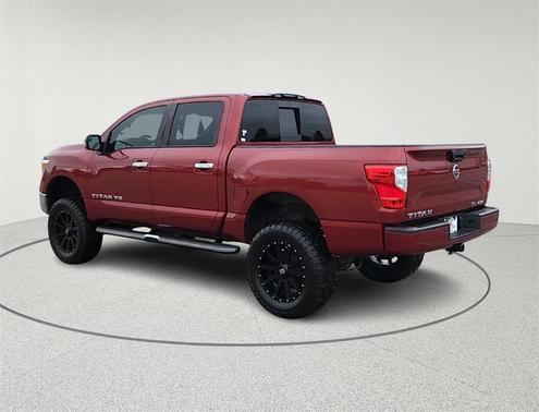 2019 Nissan Titan SL