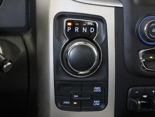 2019 RAM 1500 SLT