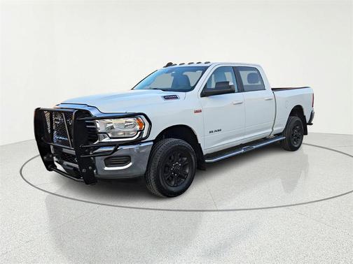 2022 RAM 2500 Big Horn Crew Cab 4x4 6'4' Box