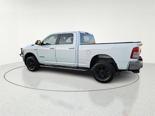 2022 RAM 2500 Big Horn Crew Cab 4x4 6'4' Box