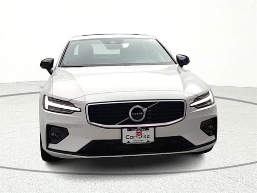 2019 Volvo S60 T6 R-Design