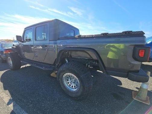 2022 Jeep Gladiator Sport S