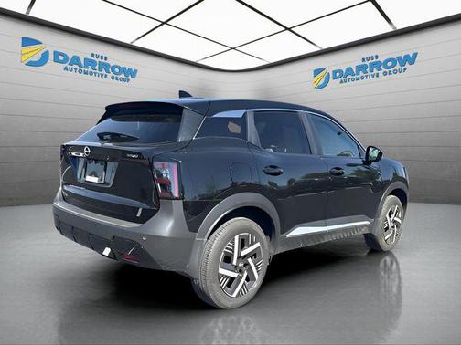 Super Black 2025 Nissan Kicks SV