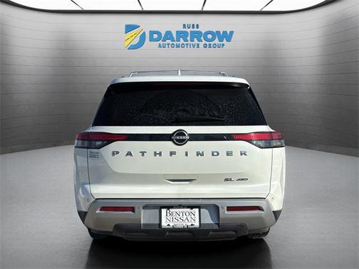 2023 Nissan Pathfinder SL 4WD