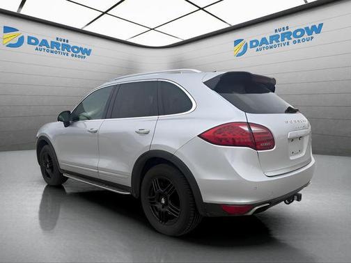 Classic Silver Metallic 2012 Porsche Cayenne Cayenne