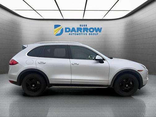 Classic Silver Metallic 2012 Porsche Cayenne Cayenne