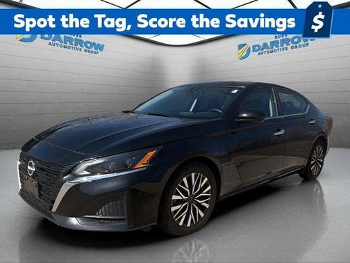 Super Black Clearcoat 2023 Nissan Altima 2.5 SV