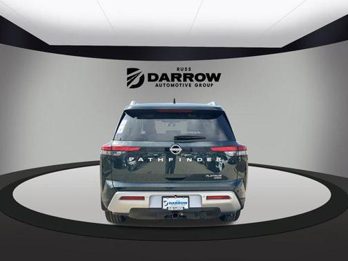 2025 Nissan Pathfinder Platinum 4WD