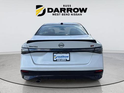 Aspen White Tricoat/Super Black 2026 Nissan Sentra SR