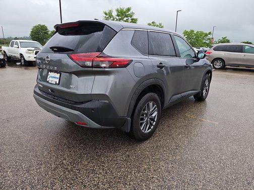 2022 Nissan Rogue S