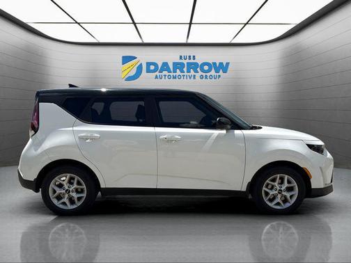 Clear White w/Black Roof 2023 Kia Soul S