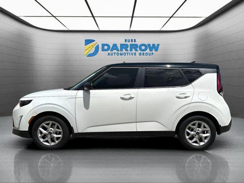 Clear White w/Black Roof 2023 Kia Soul S