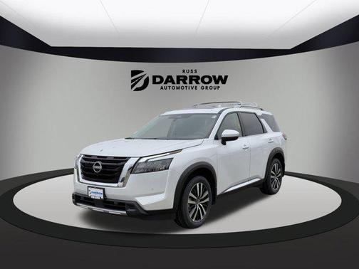 2025 Nissan Pathfinder Platinum 4WD