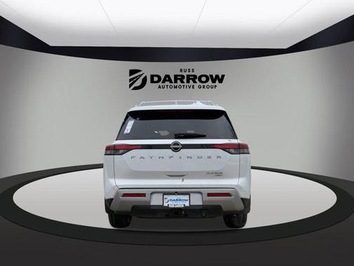 2025 Nissan Pathfinder Platinum 4WD