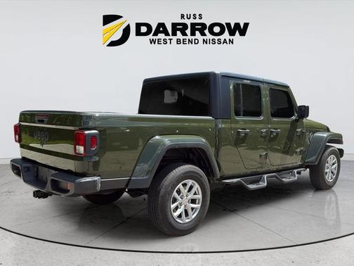 Sarge Green Clearcoat 2023 Jeep Gladiator Sport S