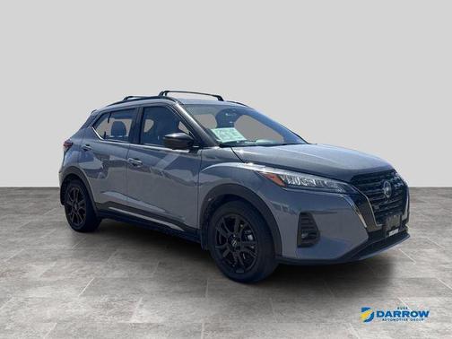 Boulder Gray Pearl 2024 Nissan Kicks SR