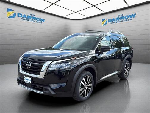 2025 Nissan Pathfinder Platinum 4WD