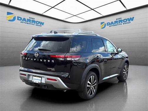 2025 Nissan Pathfinder Platinum 4WD